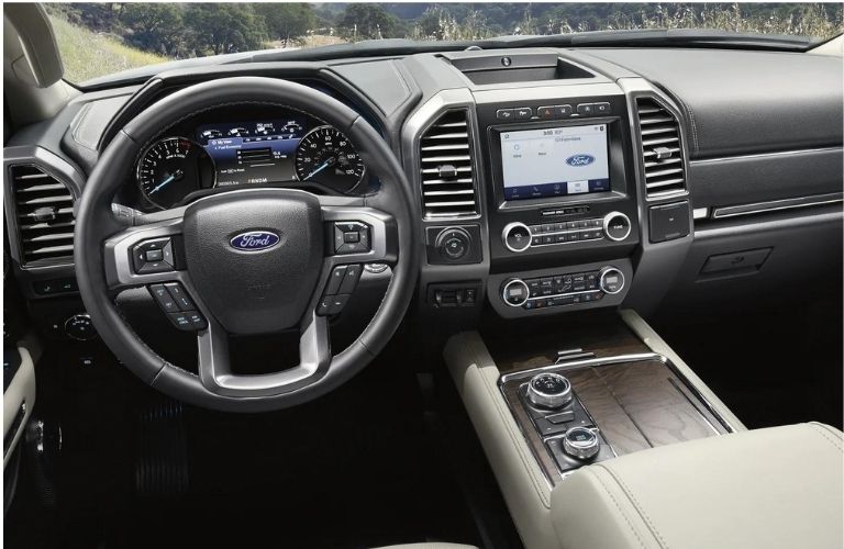 2021 Ford Expedition has leather steering wheel. 