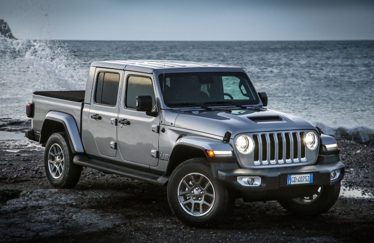2021 Jeep Gladiator exterior front look