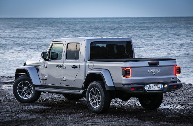 2021 Jeep Gladiator exterior rear looks