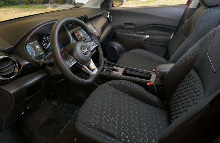 2021 Nissan Kicks interior