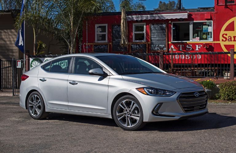 Front-view-of-the-2017-Hyundai-Elantra-parked