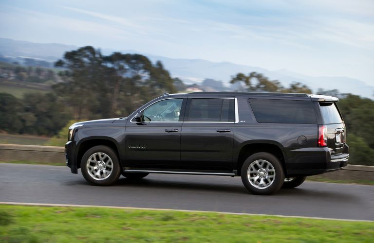 Side view of the 2017 GMC Yukon